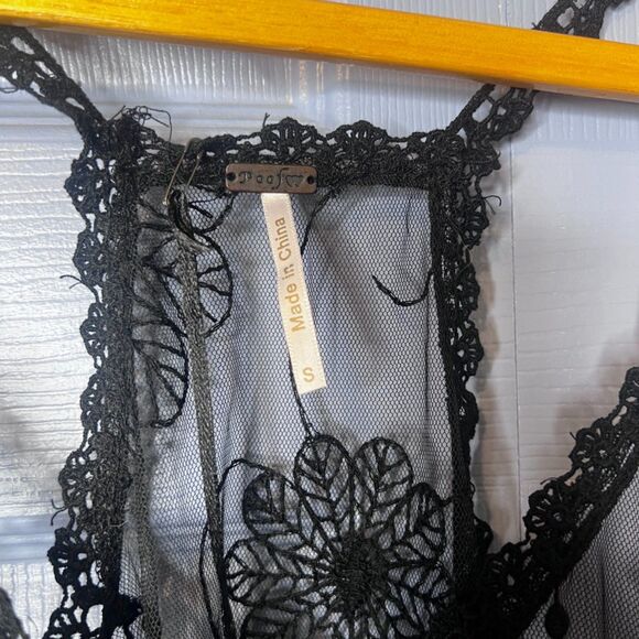 Poof NWOT Black Lace Sheer Aline Halter Boho Festival Gypsy Tank Top Size Small - Picture 5 of 9